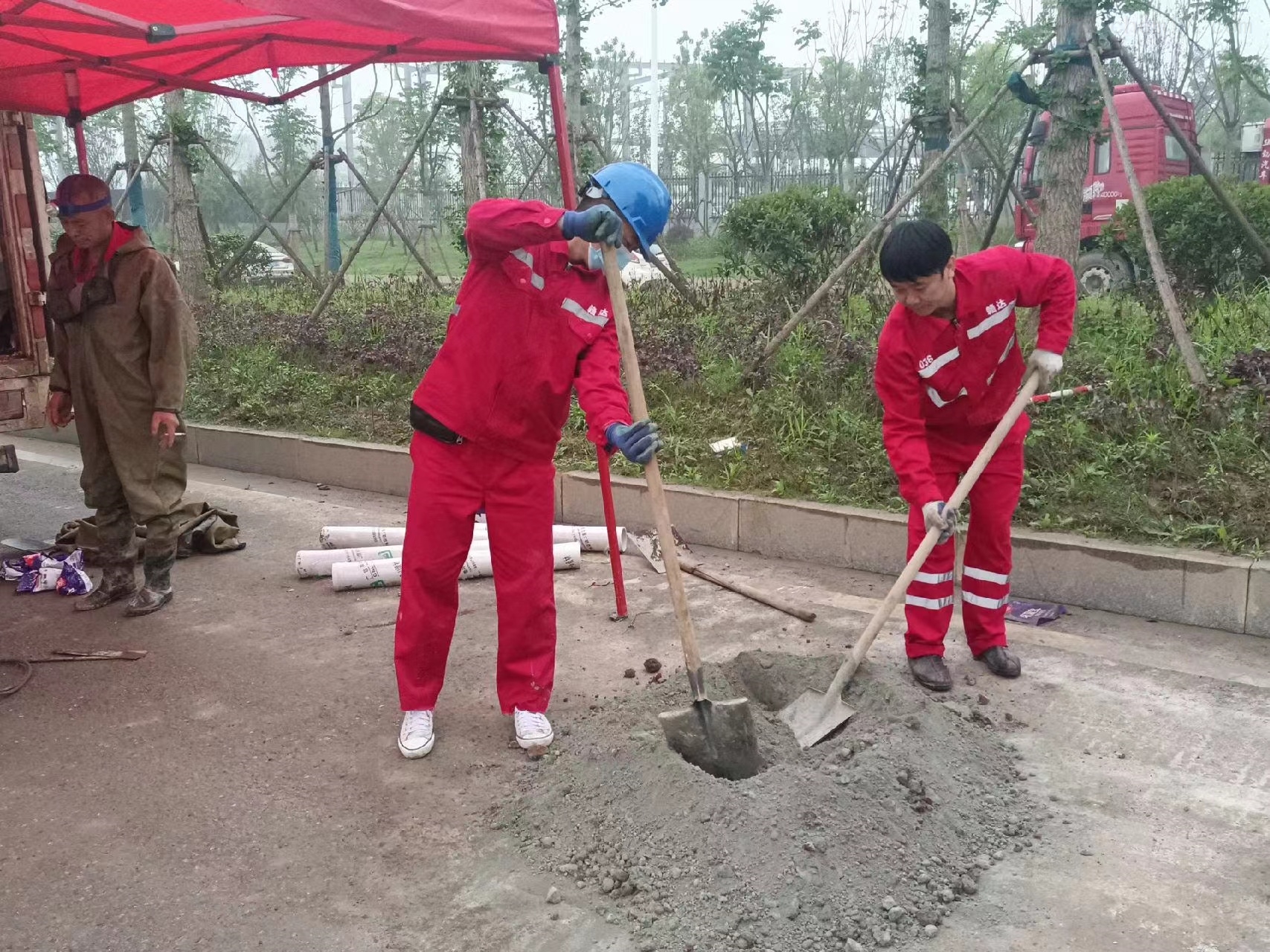 剑川管道疏通哪家好】及时进行市政管道清淤